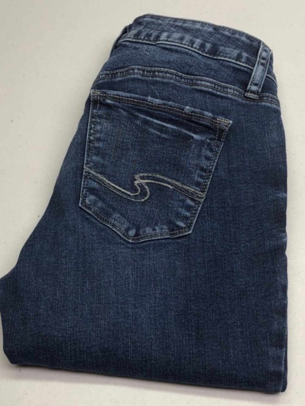 LIKE NEW SILVER ELYSE SKINNY JEANS 27x29 ⭐️